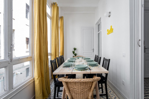 Snug single bedroom near the Rocafort metro - Gallery - 11