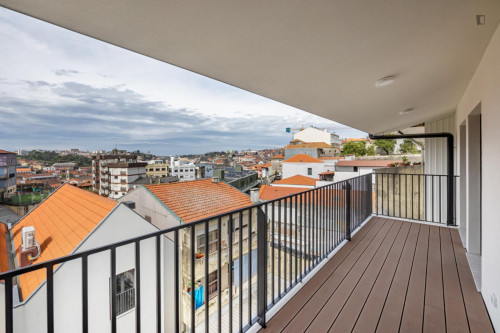 Elegant 2-bedroom flat near the General Torres train station  - Gallery -  5