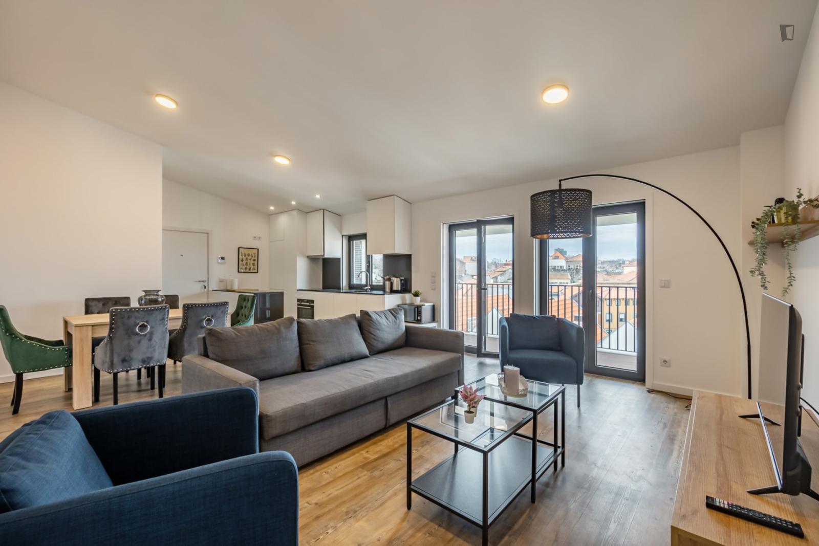  Elegant 2-Bedroom Flat Near The General Torres Train Station  -  Elegant 2-bedroom flat near the General Torres train station  - Gallery -  1