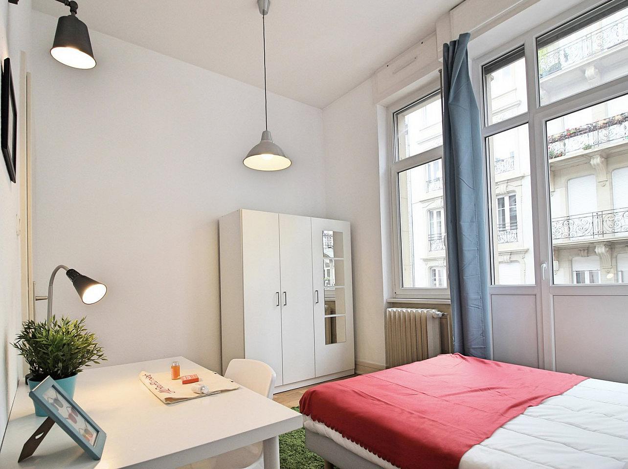  Cosy And Bright Room - 13m² - ST17  -  Large apartment located close to the Botanical Garden in Strasbourg  - Gallery -  27