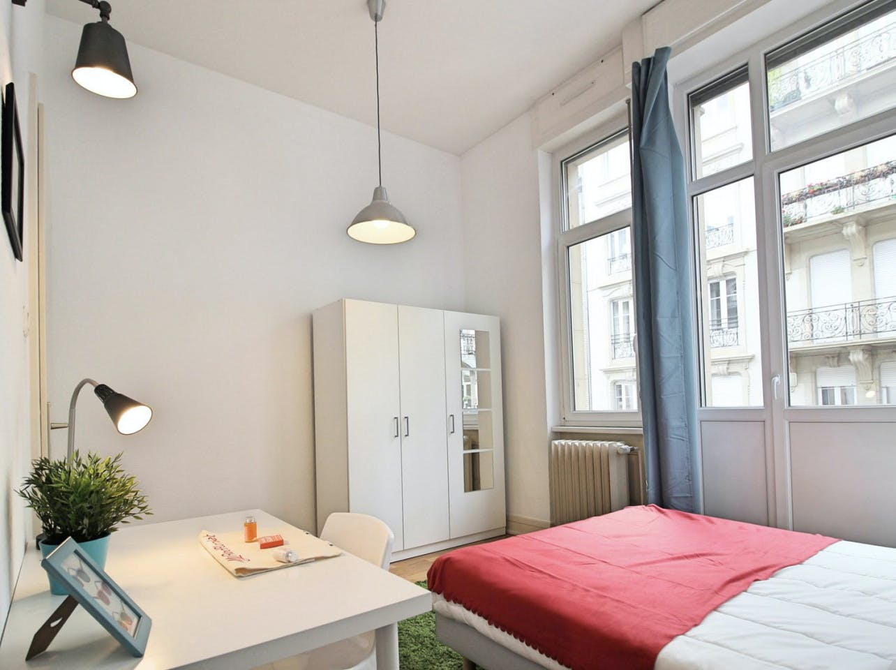  Cosy And Bright Room - 13m² - ST17  -  Large apartment located close to the Botanical Garden in Strasbourg  - Gallery -  3