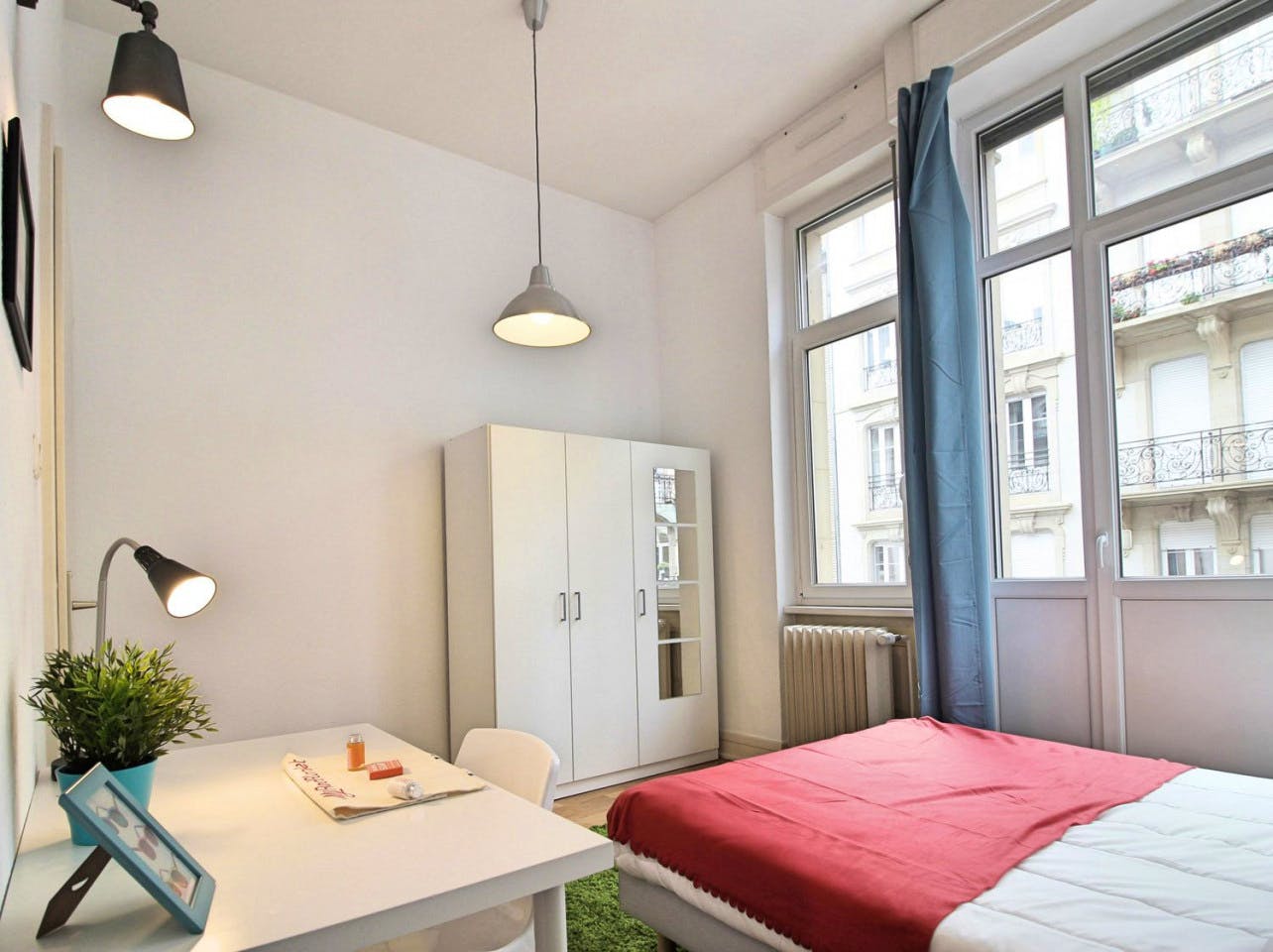  Cosy And Bright Room - 13m² - ST17  -  Large apartment located close to the Botanical Garden in Strasbourg  - Gallery -  9