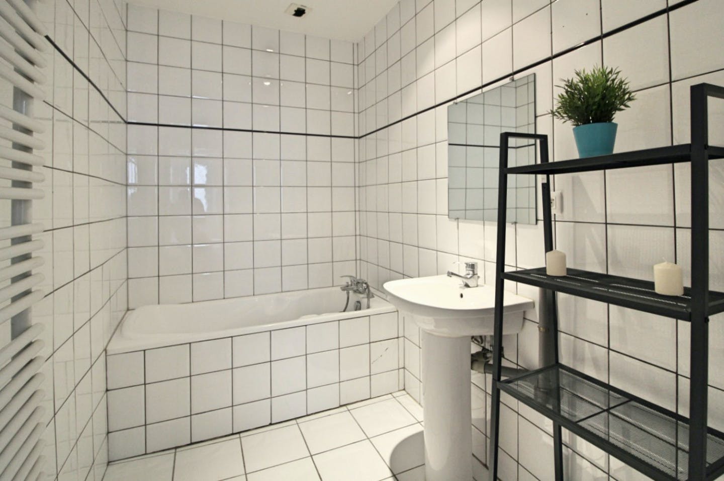  Cosy And Spacious Room - 22m² - ST20  -  Large apartment located close to the Botanical Garden in Strasbourg  - Gallery -  3