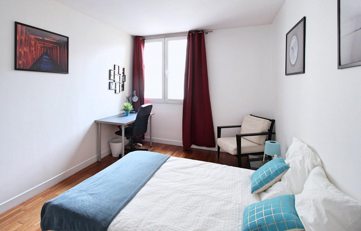  Spacious And Bright Room - 16m² - PA13  -  Bright and well appointed apartment located near the Sacré Cœur  - Gallery -  1