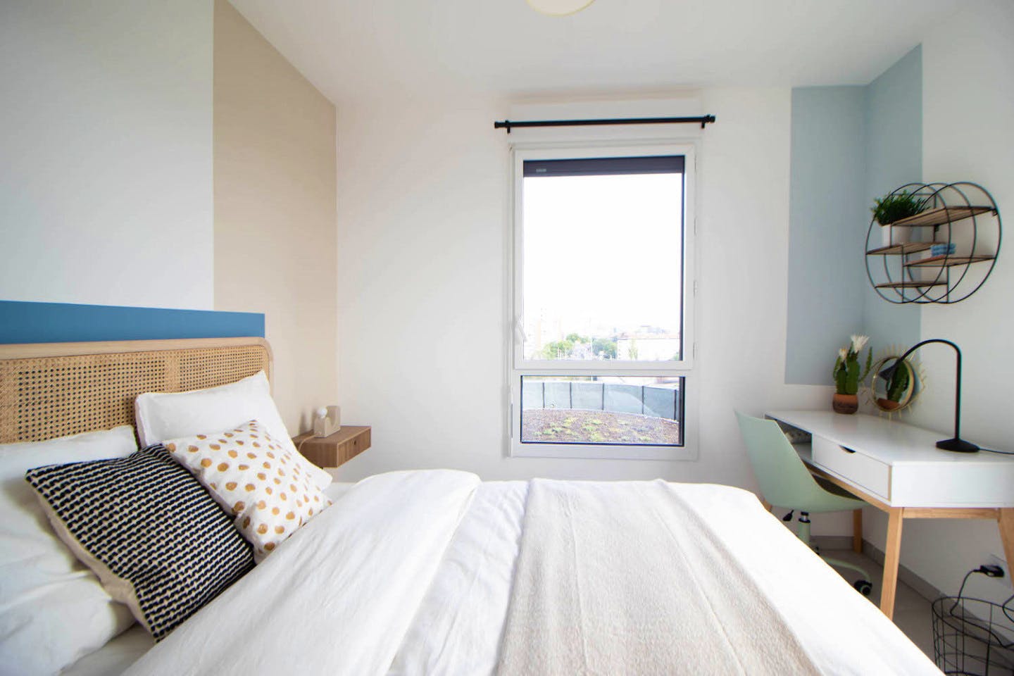 Refined 11 M² Bedroom Near Lyon - LYO49 - 9