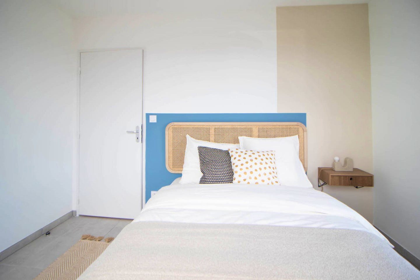 Refined 11 M² Bedroom Near Lyon - LYO49 - 6