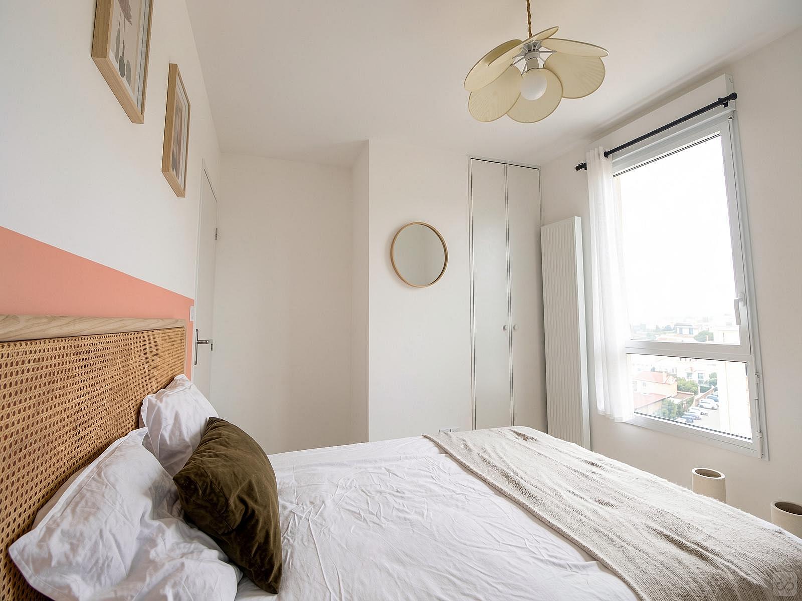 11 M² Colourful Bedroom - 23