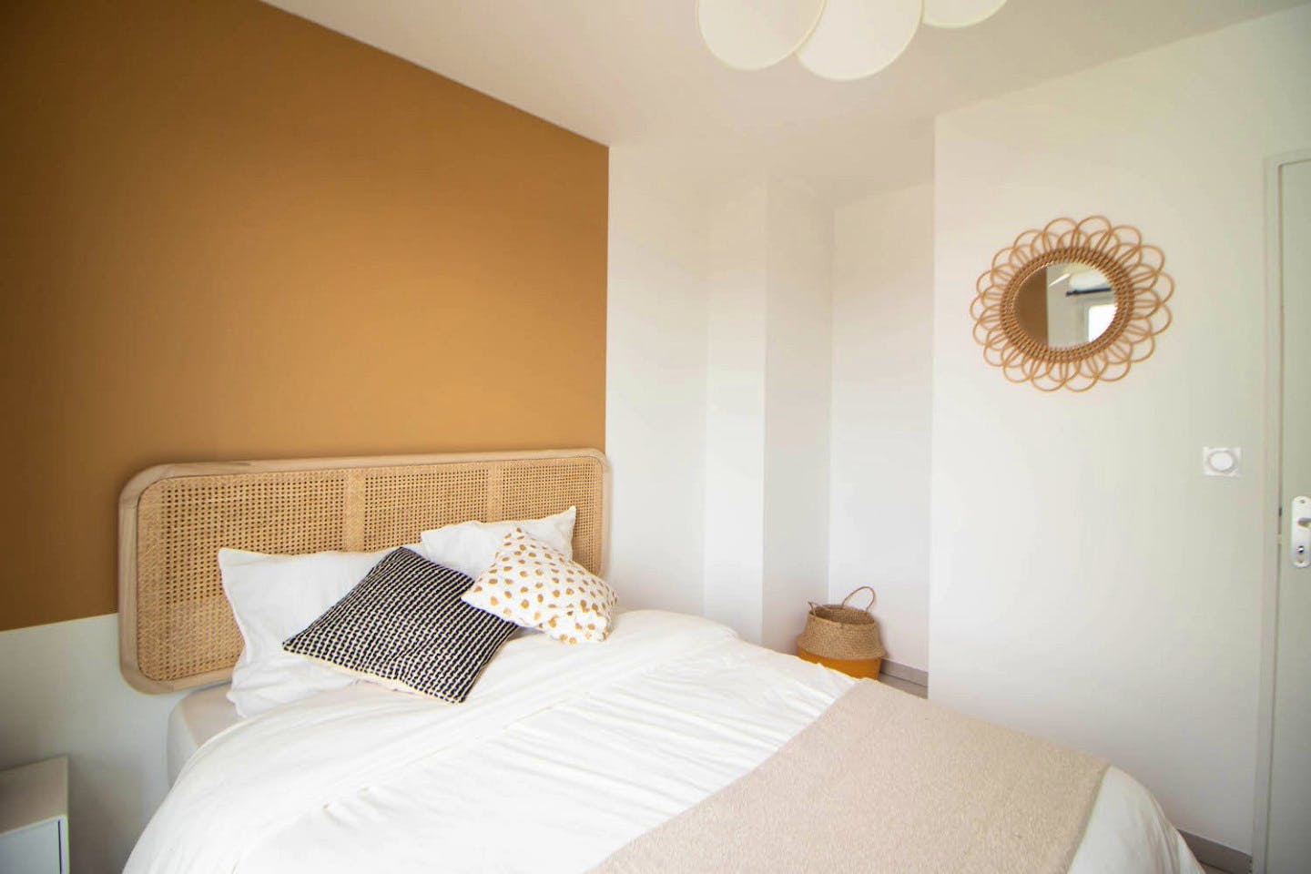 Elegant 10 M² Bedroom Near Lyon - LYO47 - 11