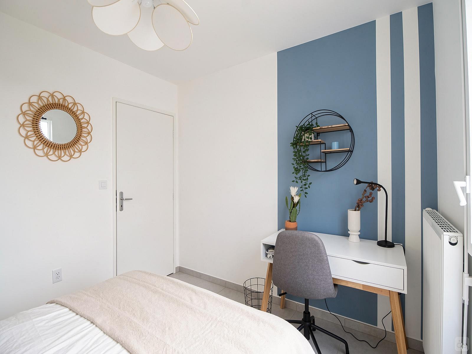 Elegant 10 M² Bedroom Near Lyon - LYO47 - 38
