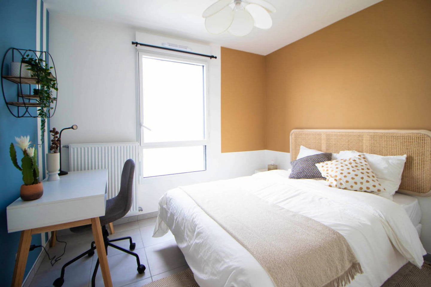 Elegant 10 M² Bedroom Near Lyon - LYO47 - 8