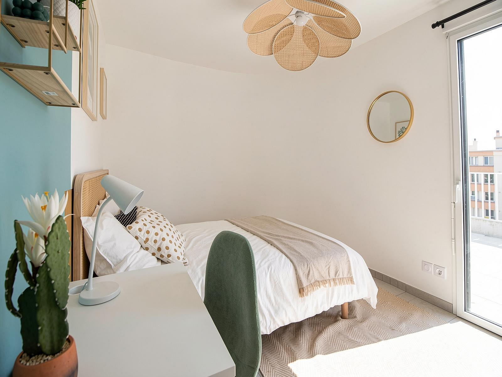 Charming Bedroom Of 11 M² Near Lyon - LYO46 - 31