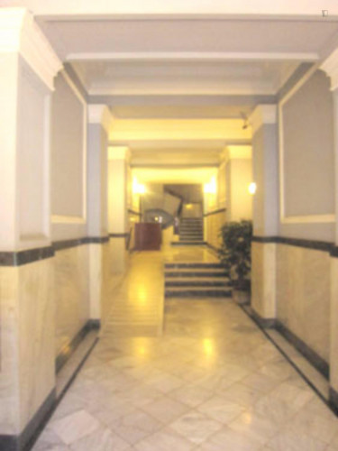 Great double bedroom close to Universitat Internacional de Catalunya