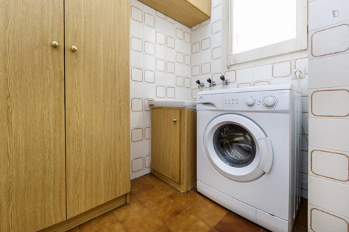 Great double bedroom close to Universitat Internacional de Catalunya - Gallery - 10