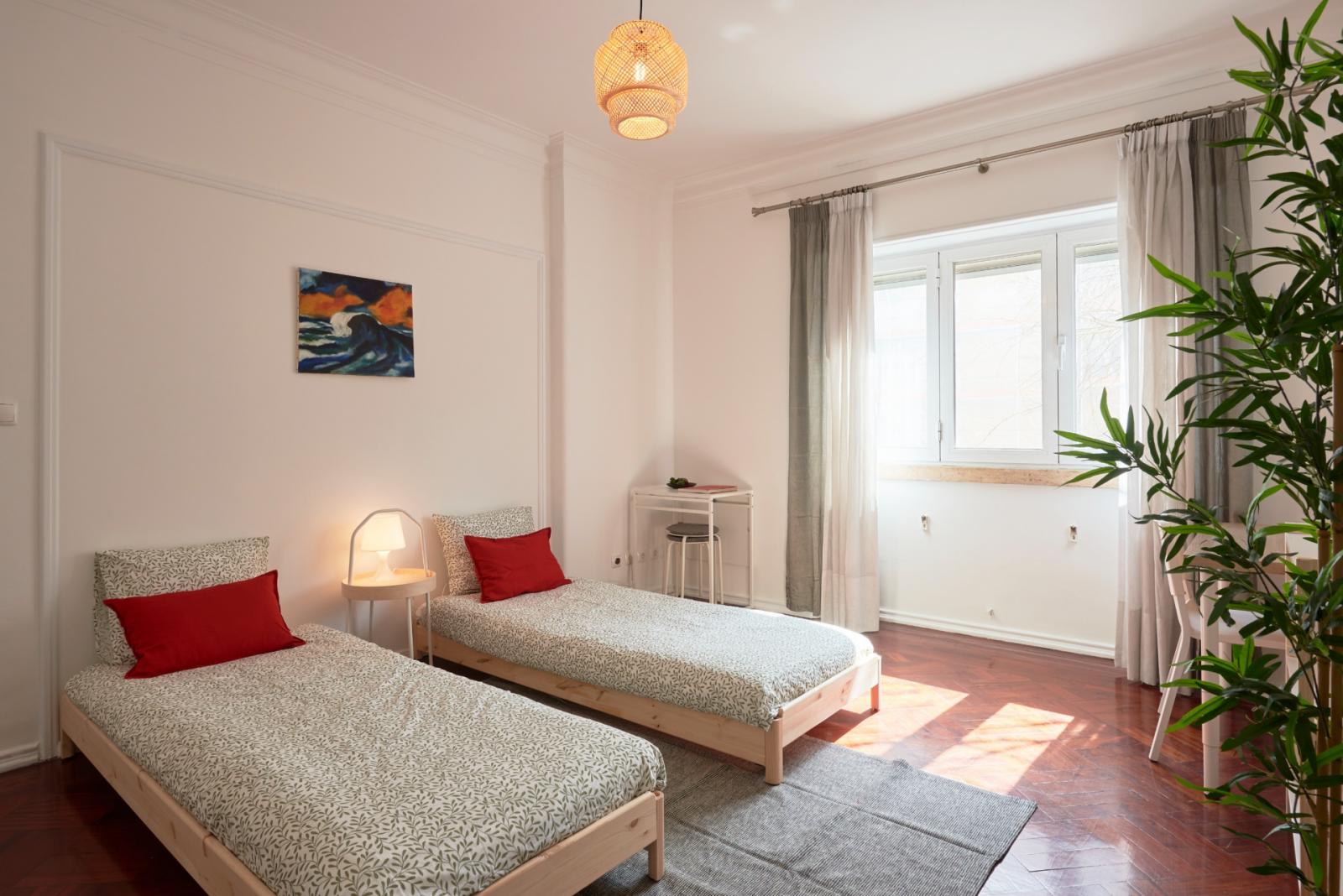  Bright Twin Bedroom In Arroios  -  bright twin bedroom in Arroios  - Gallery -  1