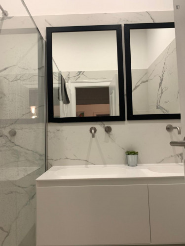 Nice double bedroom in very central area in Lisbon