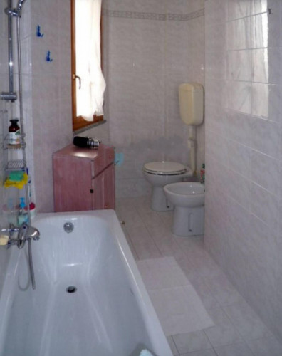 Comfy Apartment close to the beach  - Gallery -  5