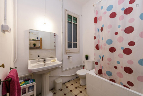 Appealing double bedroom in El Fort Pienc - Gallery - 10
