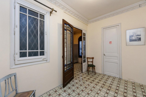 Appealing double bedroom in El Fort Pienc