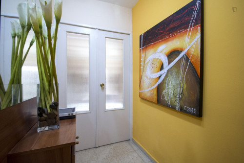 Double bedroom in a 6-bedroom apartment, in Alcalá de Henares - Gallery - 12