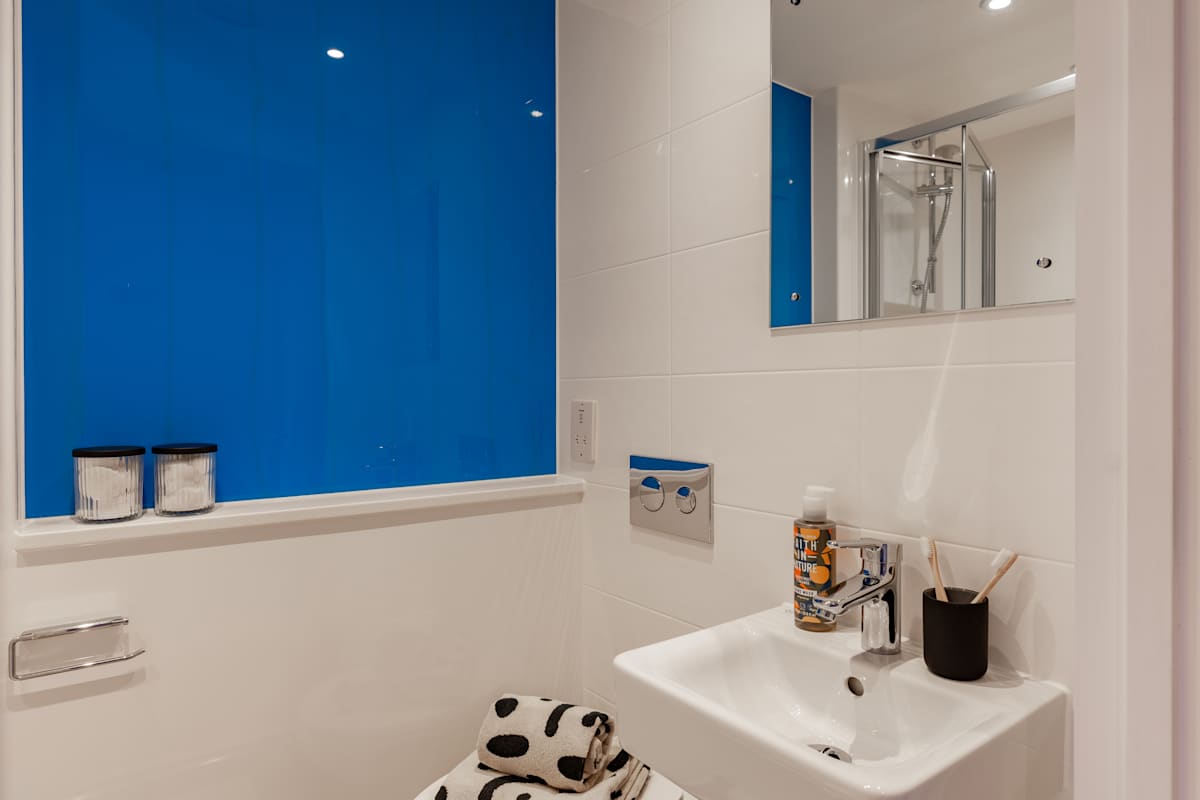  Premium En Suite City View  -  Benson Yard  - Gallery -  4