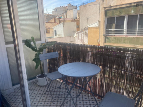 Comfortable double bedroom with a balcony, in Mercado - Gallery - 13