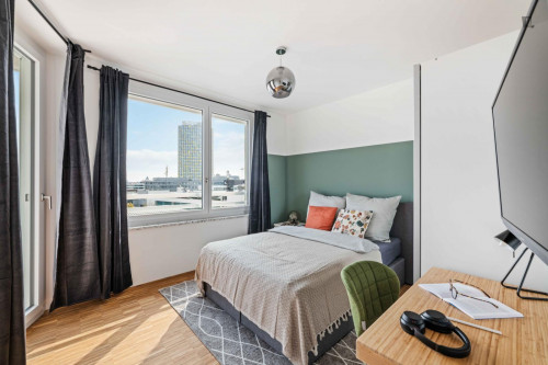 Charming double bedroom in Sendling-Westpark