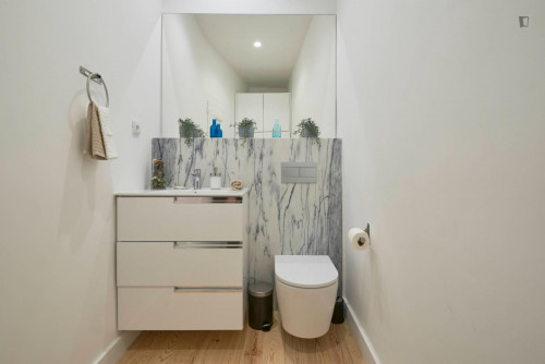 Modern 3-bedroom apartment in trendy Bairro Alto