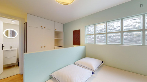 Tasteful double ensuite bedroom in Roquette