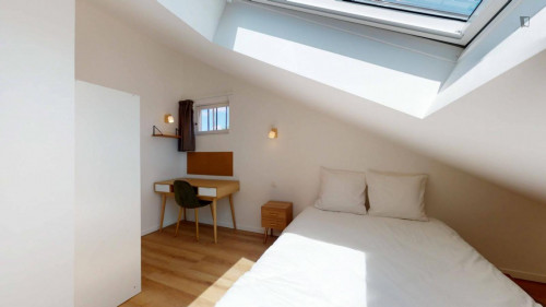 Luminous double bedroom close to Châtillon-Montrouge metro station