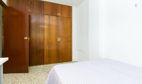 Sunny single bedroom in a flat, close to Universidad de Granada - Campus Fuentenueva - Gallery - 13