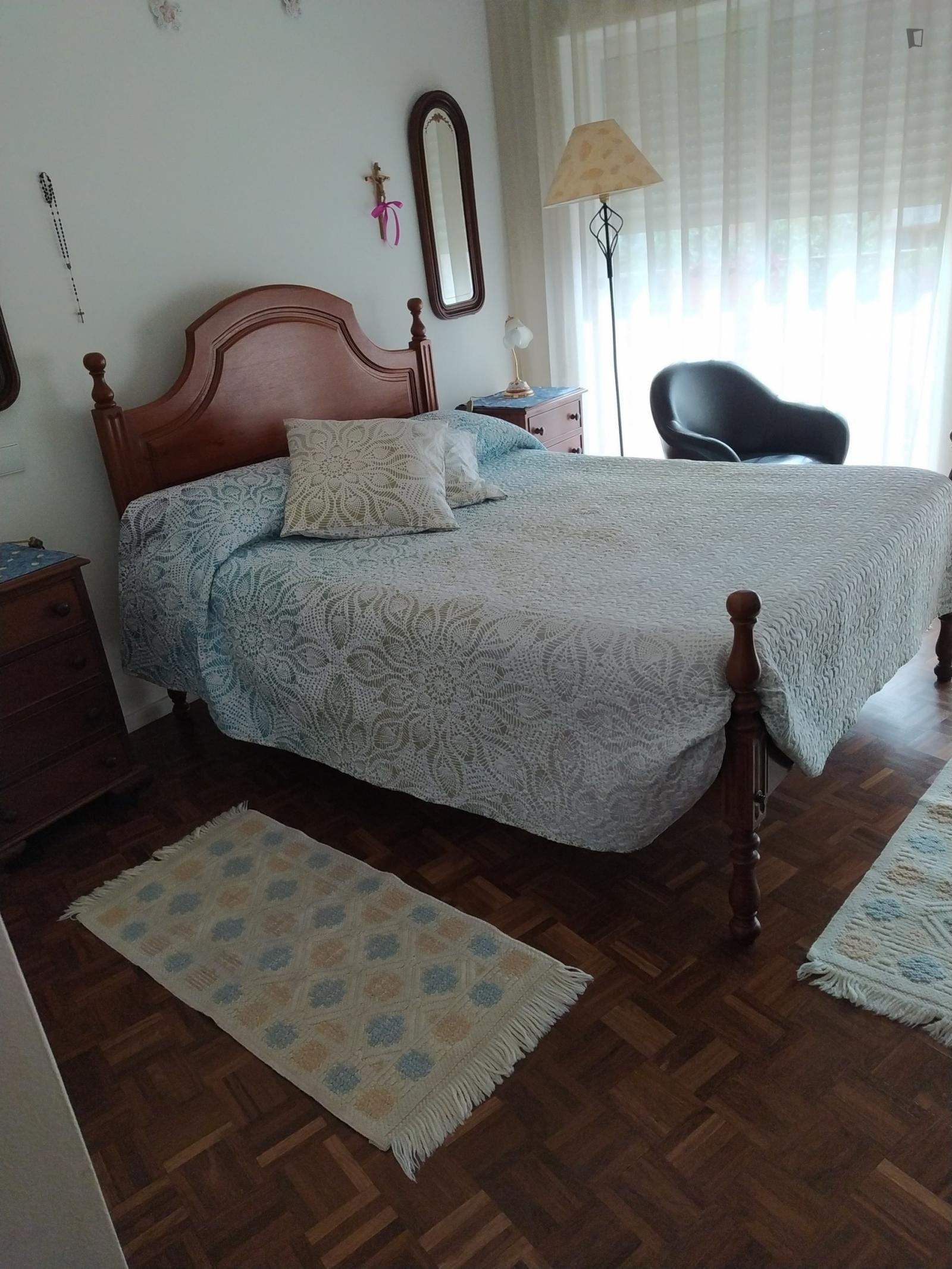  Sunny Double Bedroom With A Balcony  -  Sunny double bedroom with a balcony  - Gallery -  1
