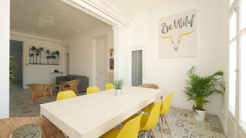 Cool double bedroom near Diagonal metro station - Gallery - 7