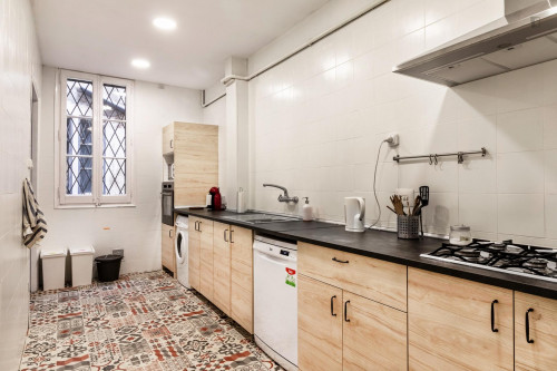 Cool double bedroom near Diagonal metro station - Gallery - 27