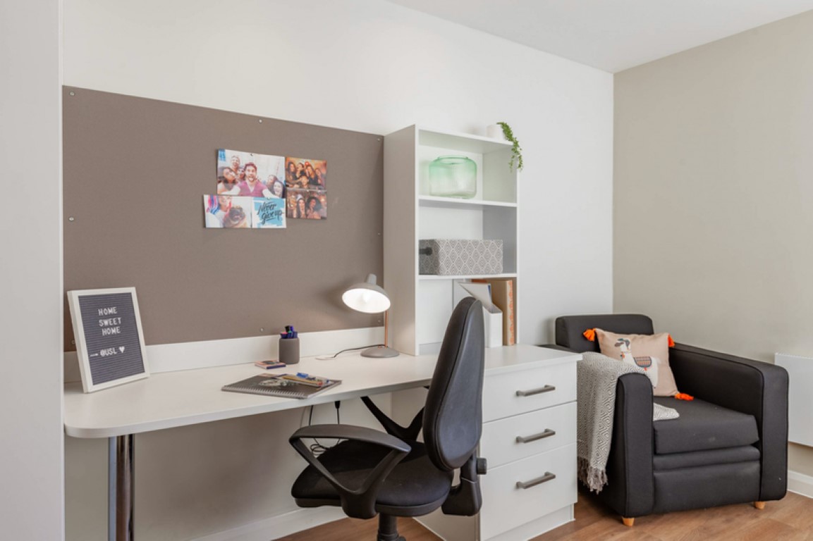  Silver Studio  -  Llys Y Deon  - Gallery -  36