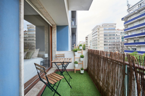 Attractive double bedroom not far from São Sebastião metro station - Gallery - 10