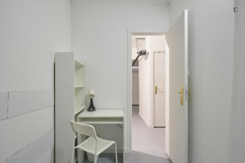 Cosy single bedroom not far from Roma metro station  - Gallery -  5