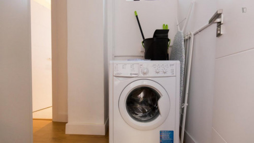 1-bedroom apartment, with outdoor area