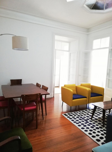 Very cosy single bedroom in Ponta Delgada