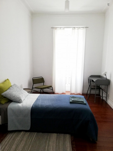 Very cosy single bedroom in Ponta Delgada
