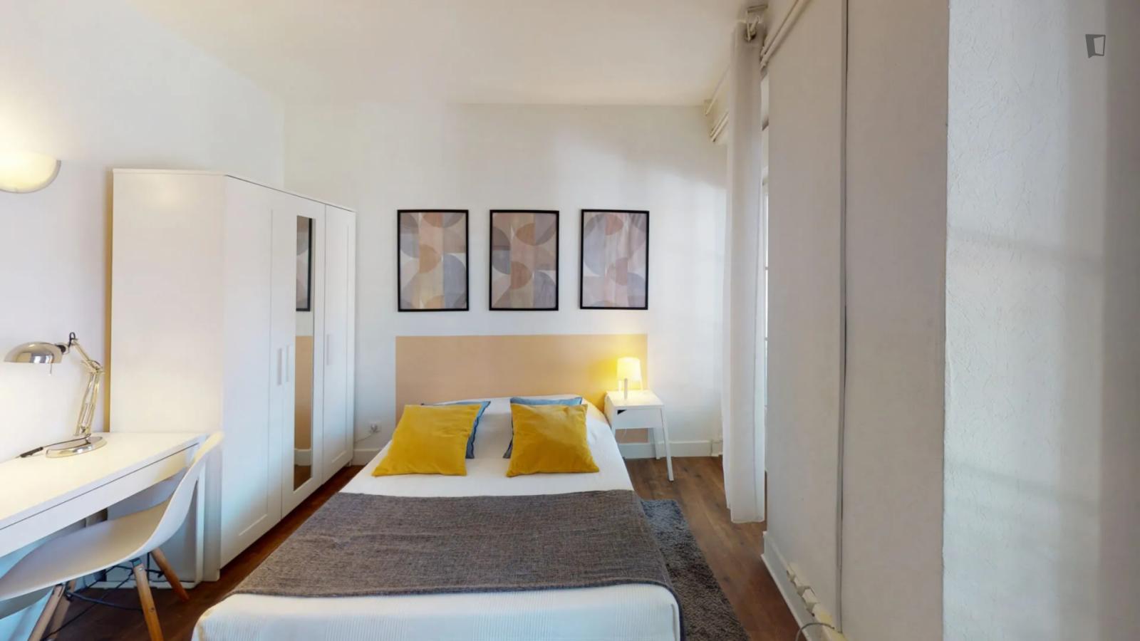 Charismatic Double Bedroom Near The Université Toulouse Capitole - 1