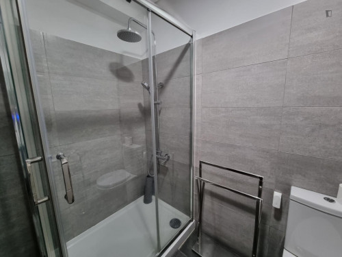 Sunny and spacious 4-bedroom apartment in Montes Claros - Gallery - 15