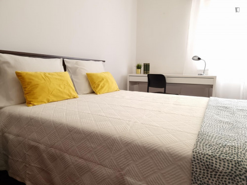 Sunny and spacious 4-bedroom apartment in Montes Claros