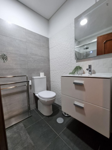 Sunny and spacious 4-bedroom apartment in Montes Claros - Gallery - 16