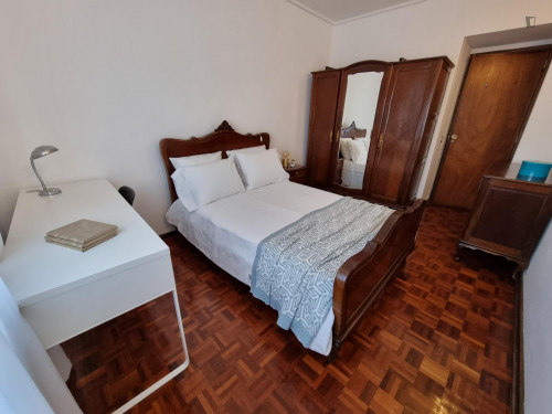 Sunny and spacious 4-bedroom apartment in Montes Claros - Gallery - 9