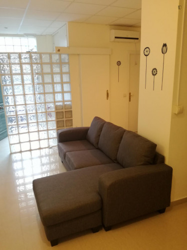 Very cosy studio near Universidad Pablo de Olavide