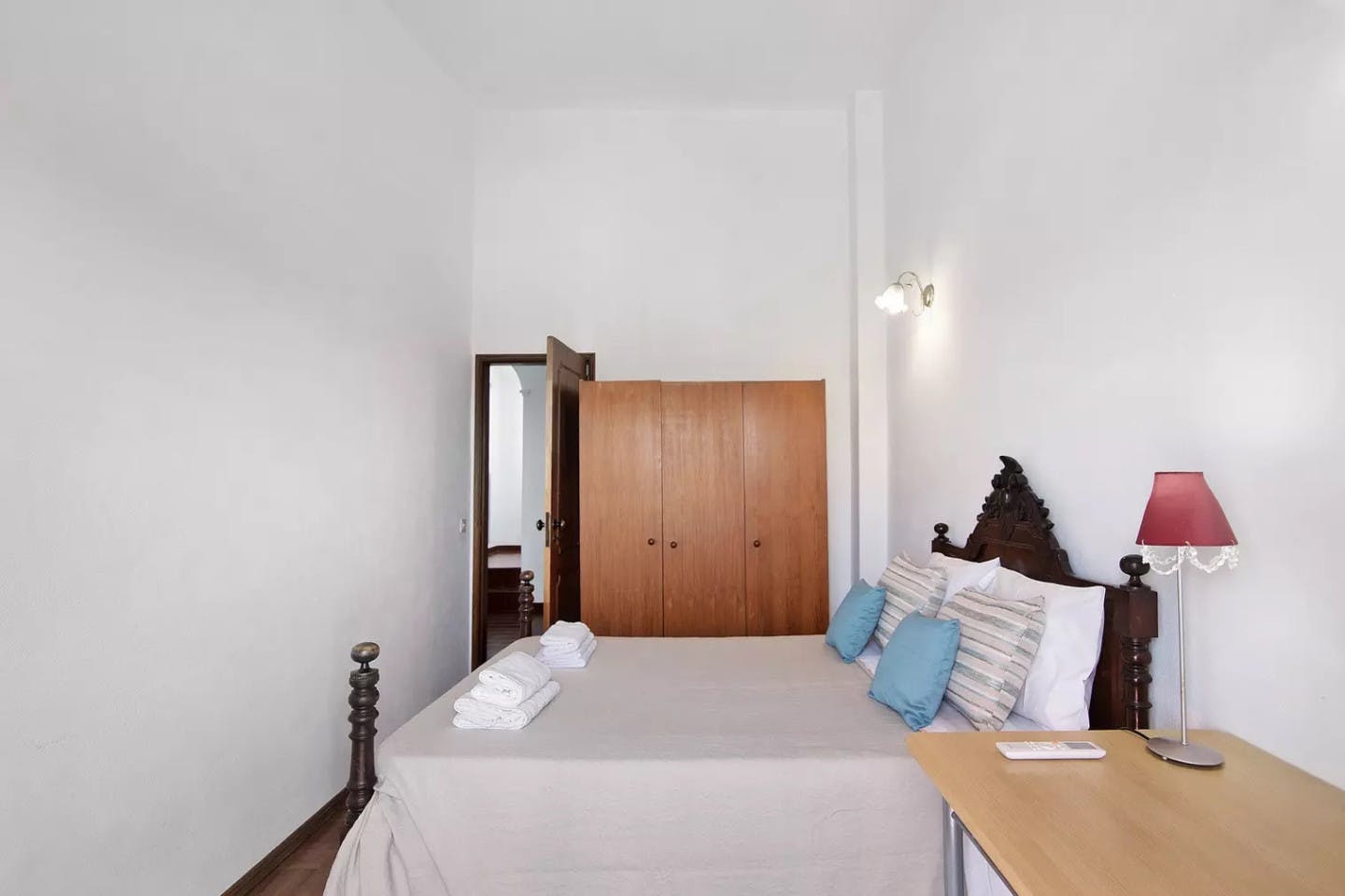  Double Room With Balcony  -  Olhão Home  - Gallery -  3