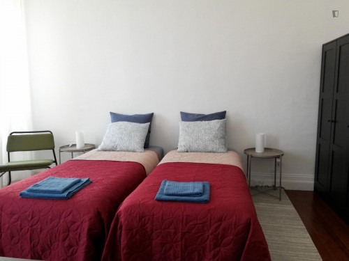 Twin bedroom in 5-bedroom house