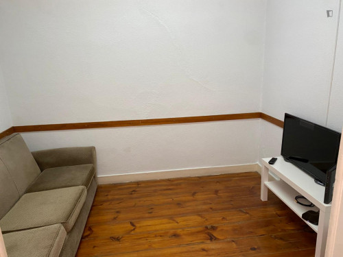 Bright twin bedroom near the Picoas metro -2