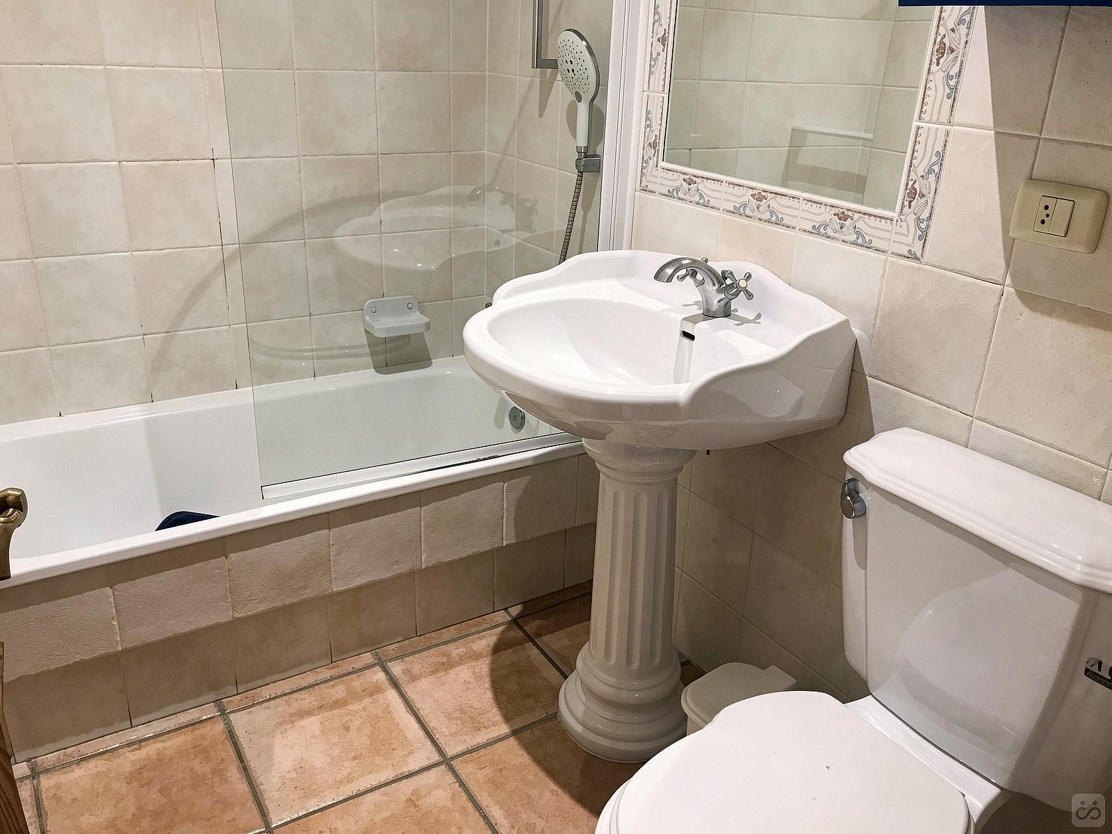  Private Room  -  Charming house near Estación de tren Pousa-Crecente  - Gallery -  1