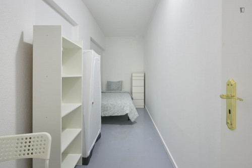 Single bedroom in Alvalade area